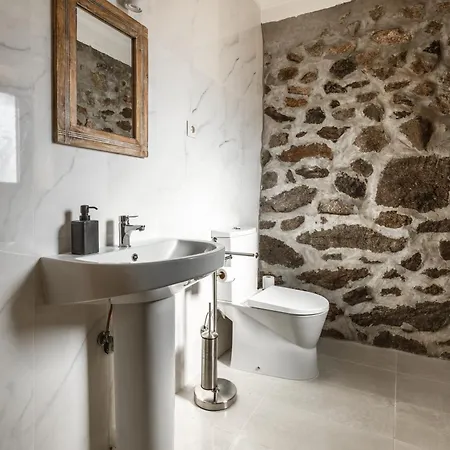 Casa Ventos Do Geres Κατάλυμα σε φάρμα Penedones